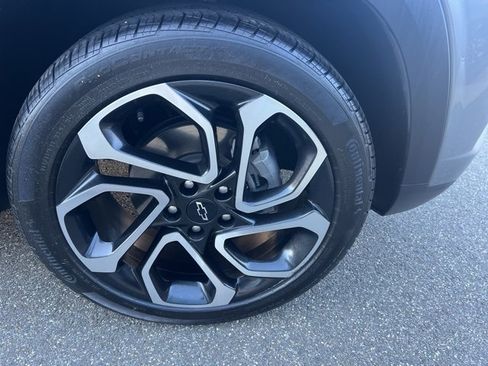 Used 2024 Chevrolet Trax RS w/ Driver Confidence Package image 12