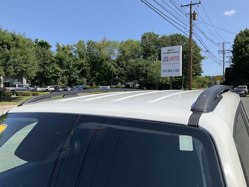 Used 2018 Jeep Renegade Latitude w/ Cold Weather Group AWD/4WD image 9
