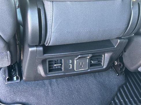 New 2026 GMC Sierra 1500 Elevation image 19