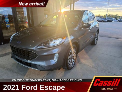 Used 2021 Ford Escape Titanium AWD/4WD image 1
