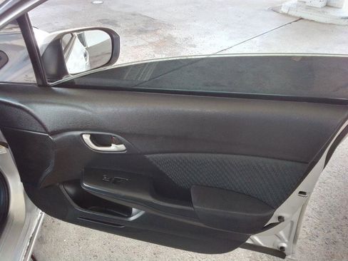 Used 2014 Honda Civic LX image 19