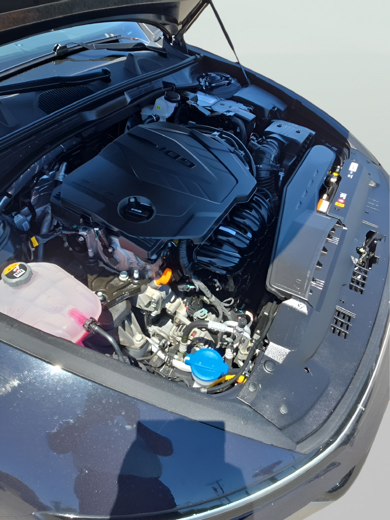 Used 2025 Hyundai Sonata SEL FWD image 9