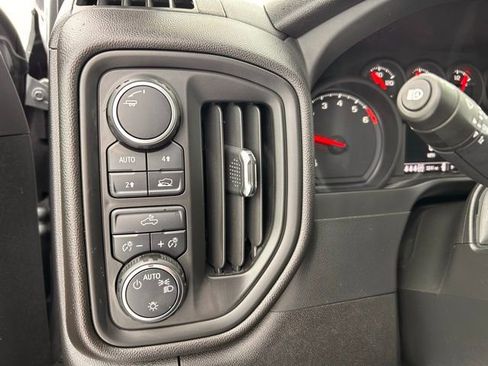 Used 2025 Chevrolet Silverado 1500 Custom AWD/4WD image 29