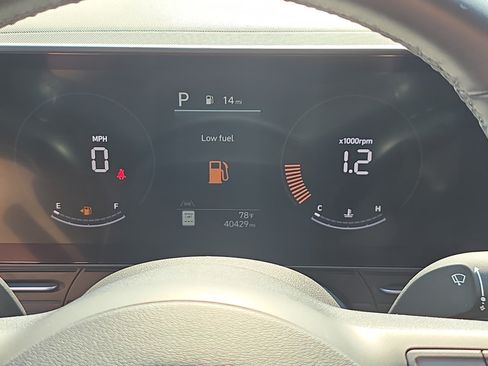 Certified 2024 Hyundai Kona SEL AWD/4WD image 17