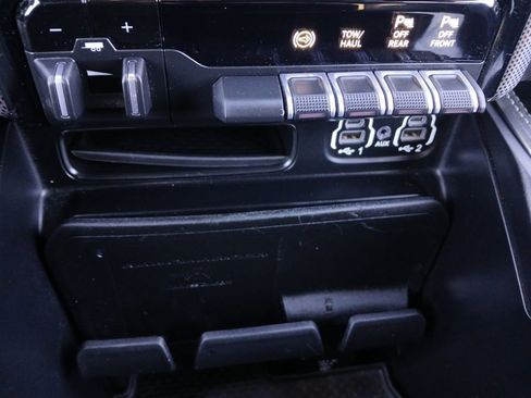Used 2021 RAM 2500 Limited AWD/4WD image 10