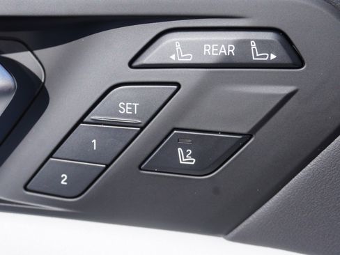 New 2025 BMW X7 xDrive40i w/ M Sport Package image 20