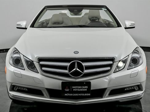 Used 2011 Mercedes-Benz E 350 Cabriolet image 4