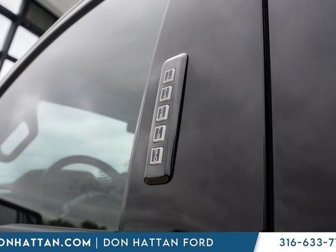 Used 2022 Ford F150 Lariat AWD/4WD image 38