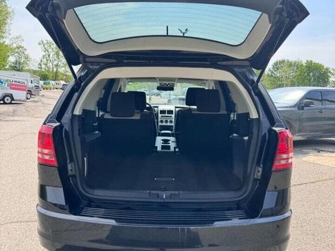 Used 2009 Dodge Journey SXT image 9