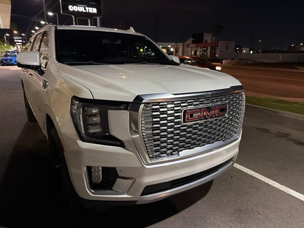 Used 2022 GMC Yukon XL Denali RWD image 10