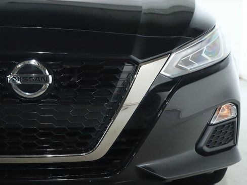 Used 2021 Nissan Altima 2.5 SR image 8