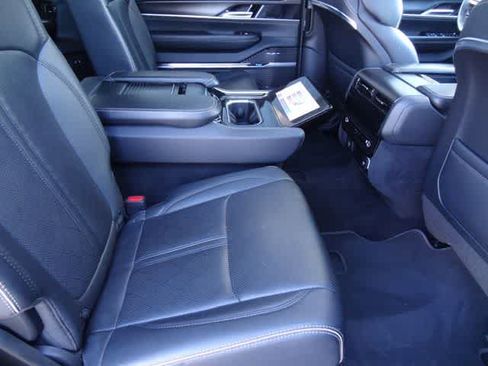 Used 2024 Jeep Grand Wagoneer L Series II w/ Quick Order Packagew 28T AWD/4WD image 15