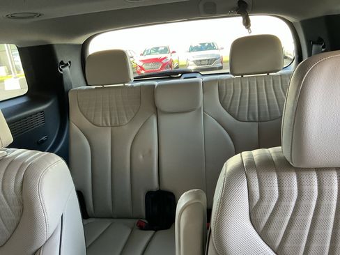 Used 2023 Hyundai Palisade Limited image 18