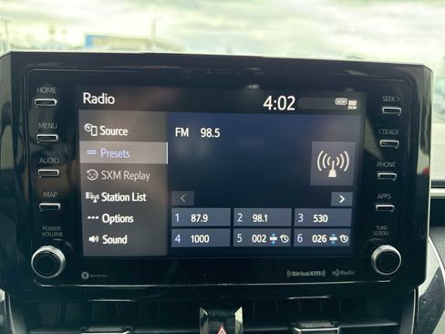 Used 2020 Toyota Corolla SE FWD image 17