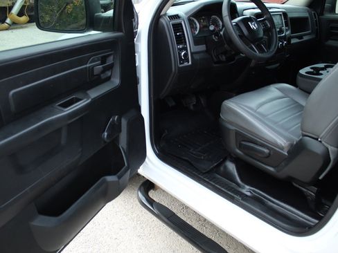 Used 2019 RAM 1500 Tradesman image 15