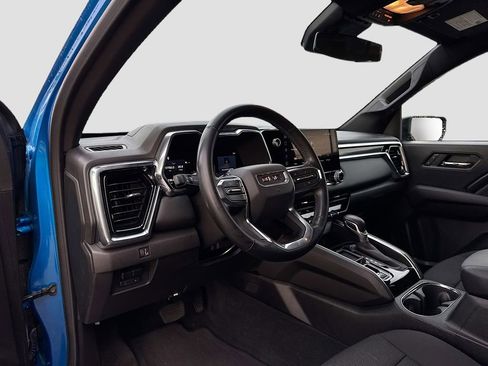 Used 2024 GMC Canyon Elevation w/ Trailering Package image 8