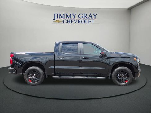New 2026 Chevrolet Silverado 1500 RST w/ Redline Edition AWD/4WD image 6