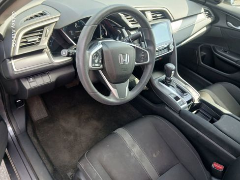Used 2018 Honda Civic EX image 7