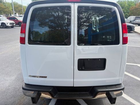 Used 2024 Chevrolet Express 2500 w/ Driver Convenience Package RWD image 13