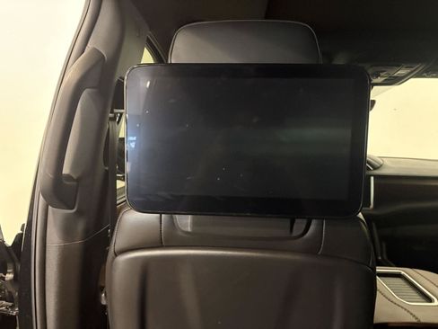Used 2023 GMC Yukon Denali Ultimate AWD/4WD image 41
