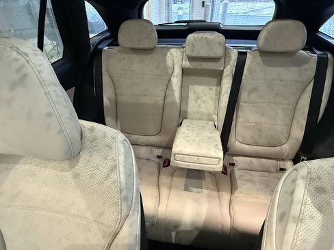 New 2026 Mercedes-Benz GLC 300 4MATIC image 23