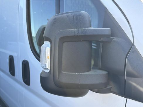 Used 2023 RAM ProMaster 2500 FWD image 5
