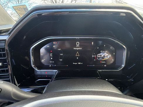 New 2026 GMC Sierra 2500 SLT w/ SLT Convenience Package image 25