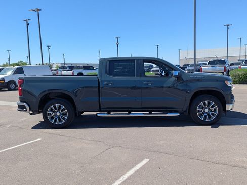 Used 2026 Chevrolet Silverado 1500 LT w/ Convenience Package II image 6
