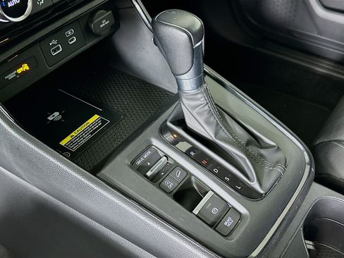 Used 2025 Honda CR-V EX-L image 24