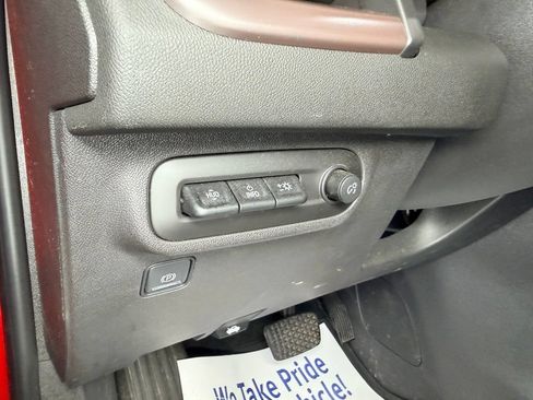 Used 2022 GMC Terrain AT4 w/ Infotainment Package II AWD/4WD image 15