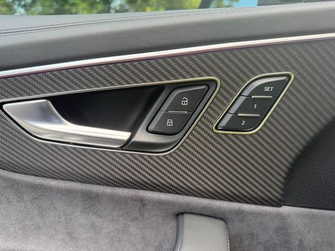 Used 2025 Audi RS Q8 performance AWD/4WD image 94