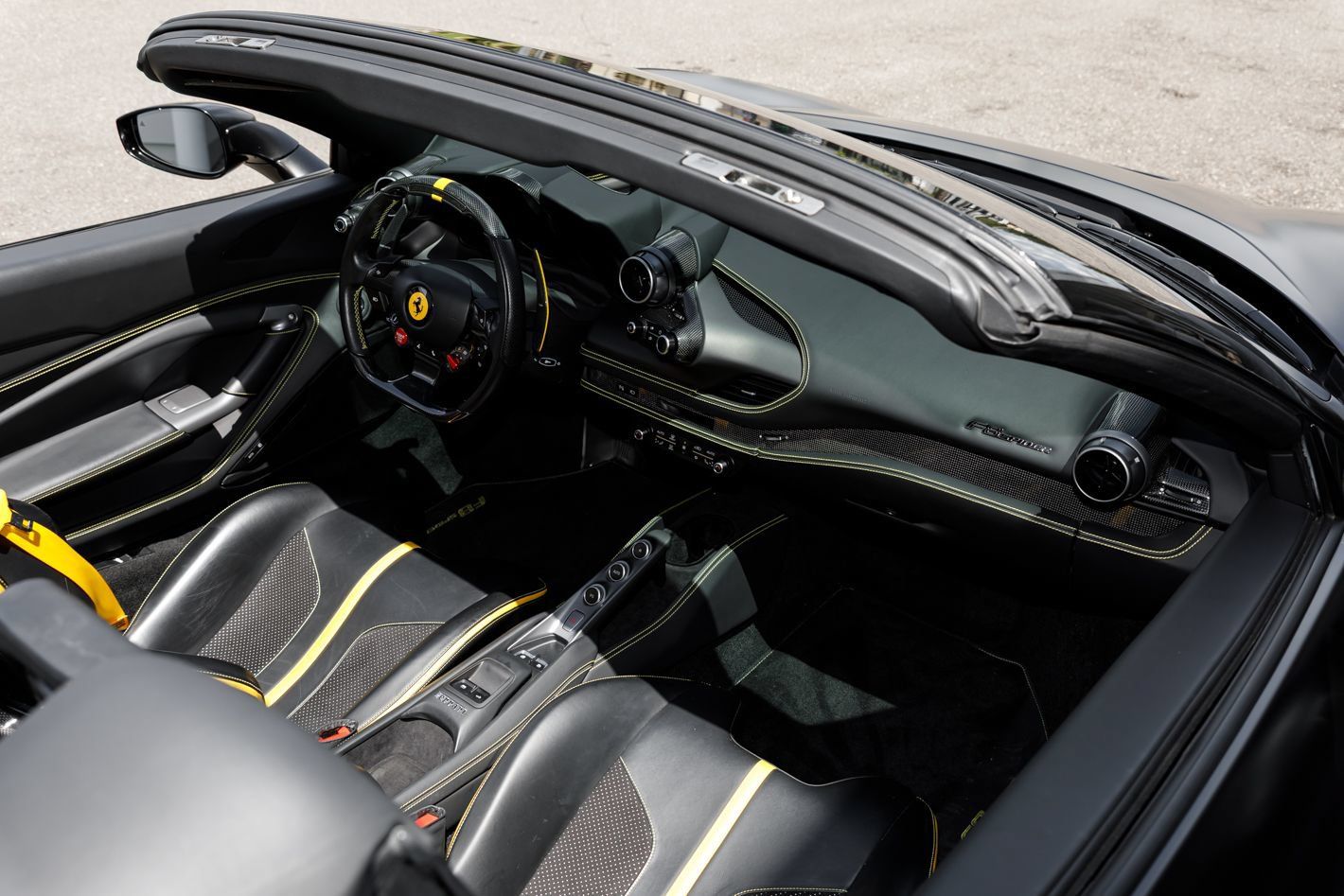 Used 2022 Ferrari F8 Tributo RWD image 59
