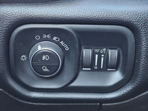 Used 2019 RAM 1500 Big Horn image 20