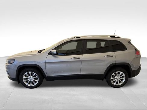 Used 2020 Jeep Cherokee Latitude FWD image 10