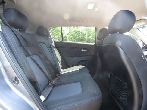 Used 2016 Kia Sportage LX AWD/4WD image 15