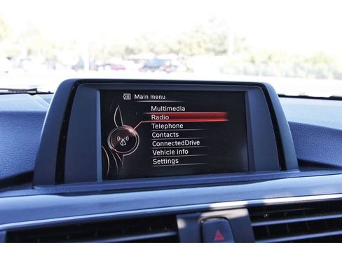 Used 2017 BMW 330i Sedan image 28