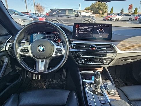 Used 2021 BMW M550i xDrive w/ Shadowloine Package image 2