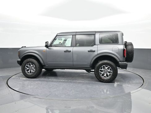 New 2025 Ford Bronco Badlands image 5