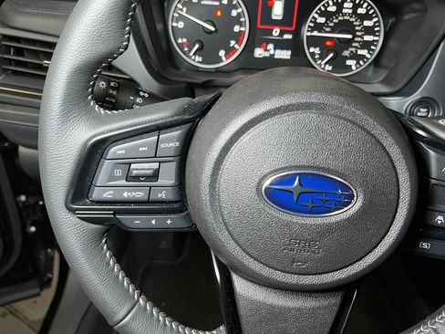 Used 2025 Subaru Forester Premium image 27