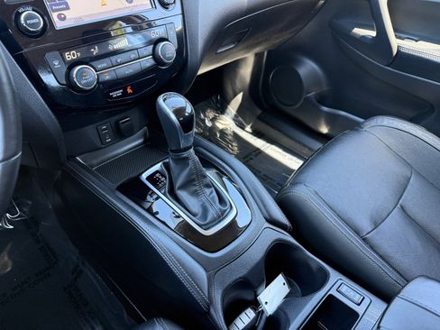 Used 2017 Nissan Rogue Sport SL AWD/4WD image 13
