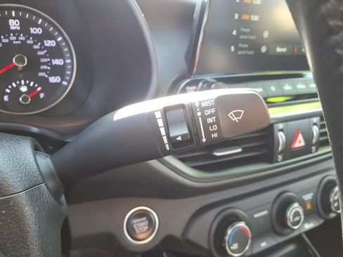 Used 2021 Kia Forte GT-Line image 24