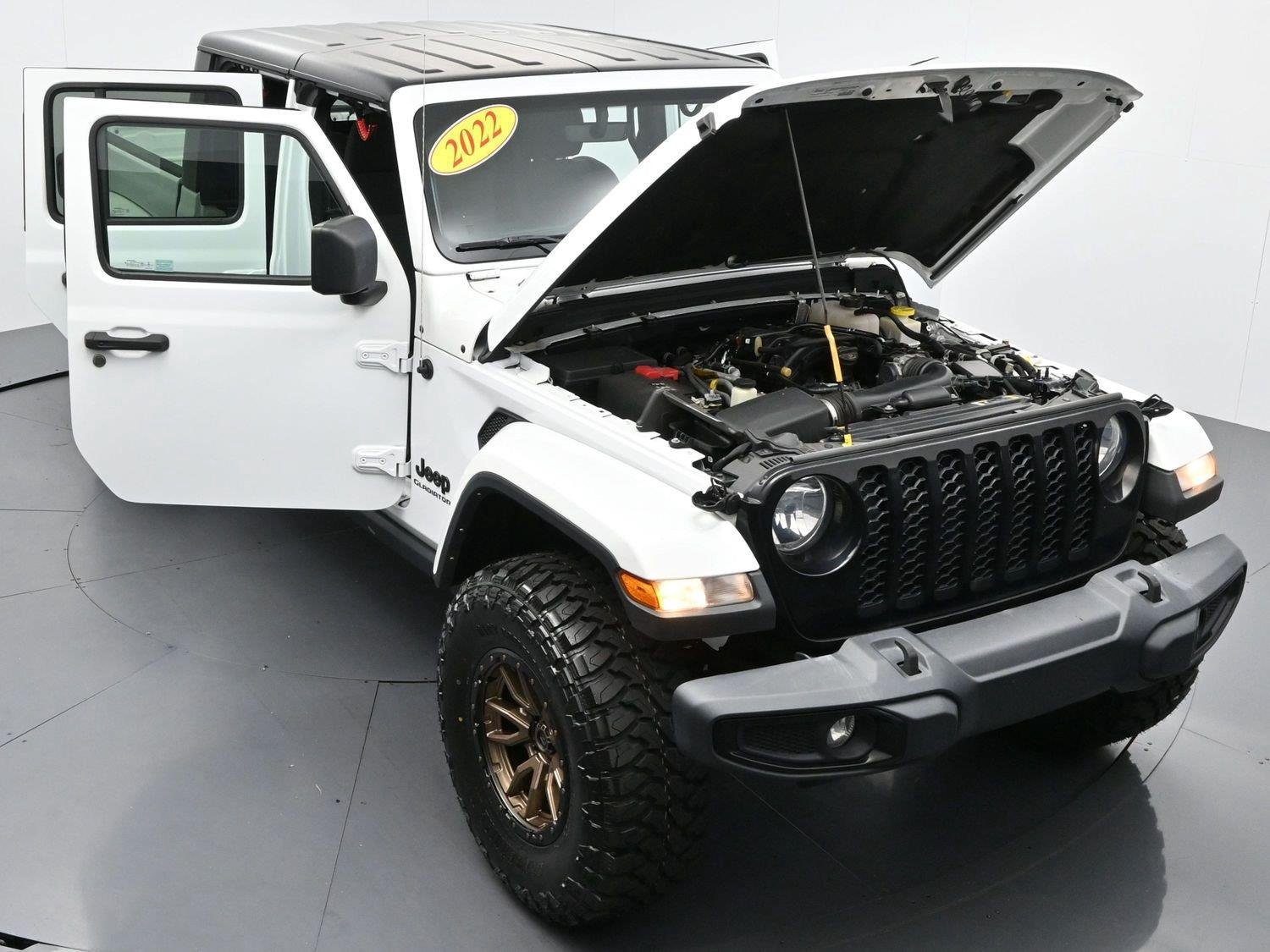 Used 2022 Jeep Gladiator Sport AWD/4WD image 41