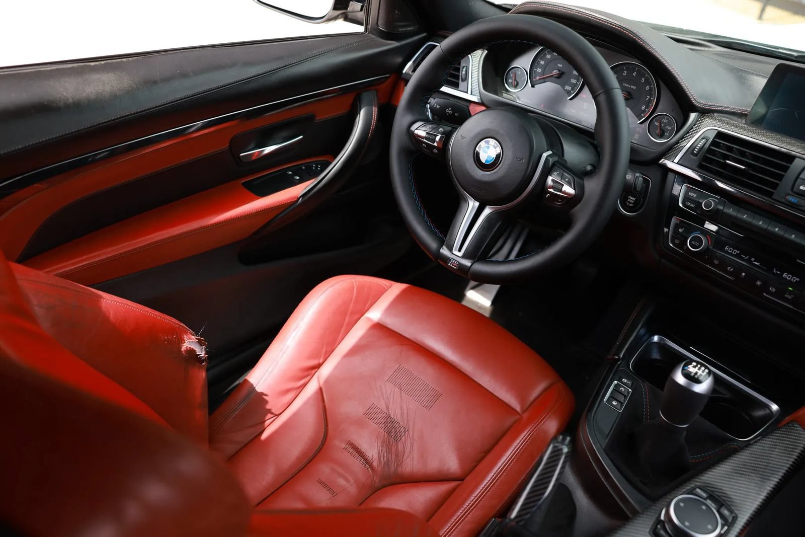 Used 2016 BMW M4 Coupe RWD image 12