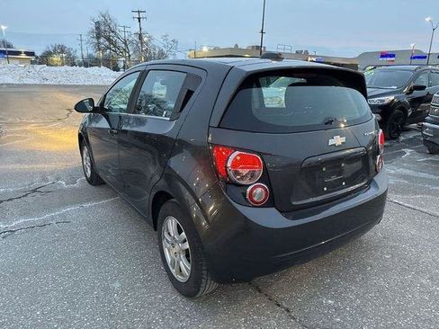 Used 2016 Chevrolet Sonic LT FWD image 5