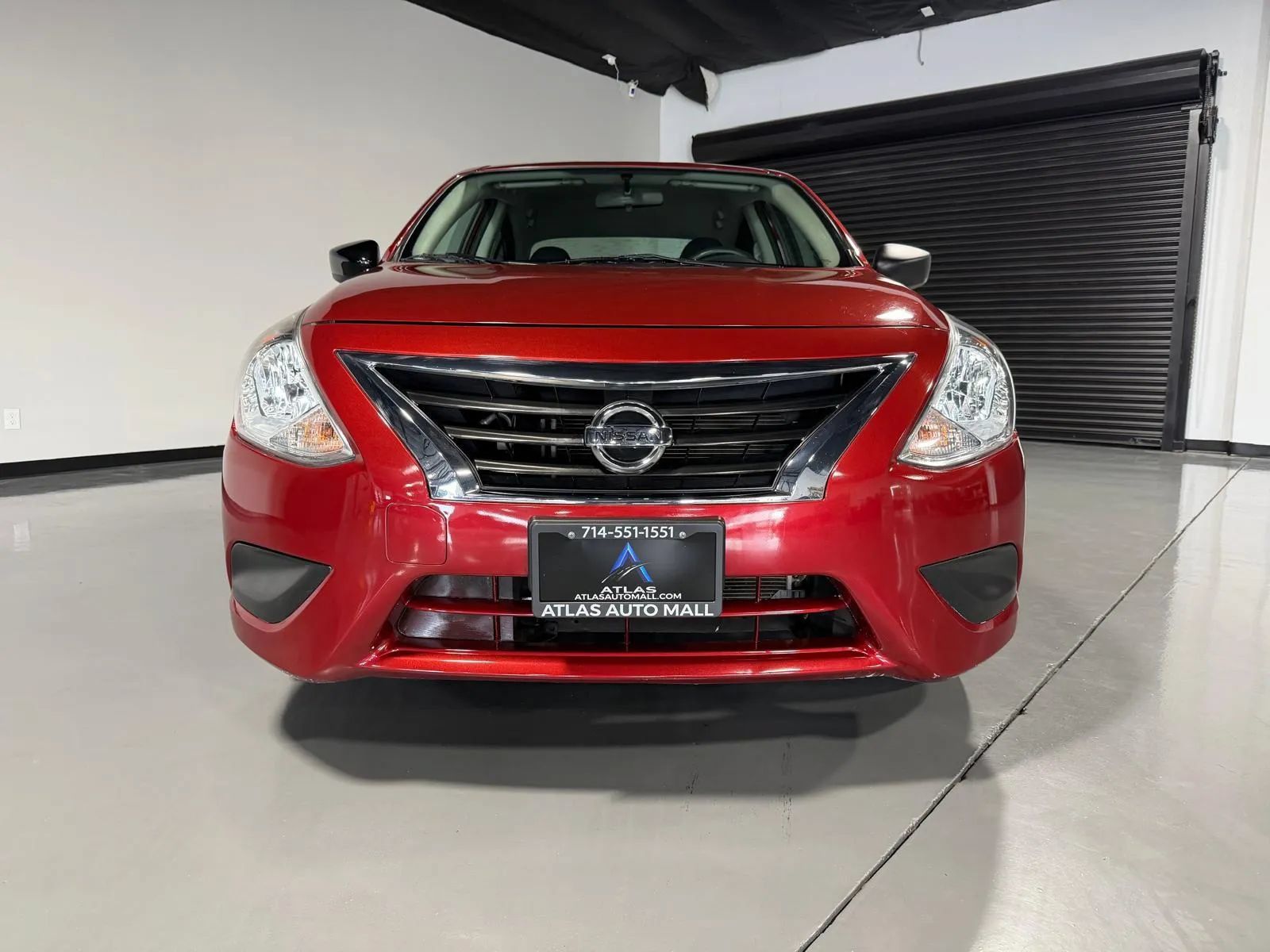 Used 2019 Nissan Versa S Plus FWD image 2