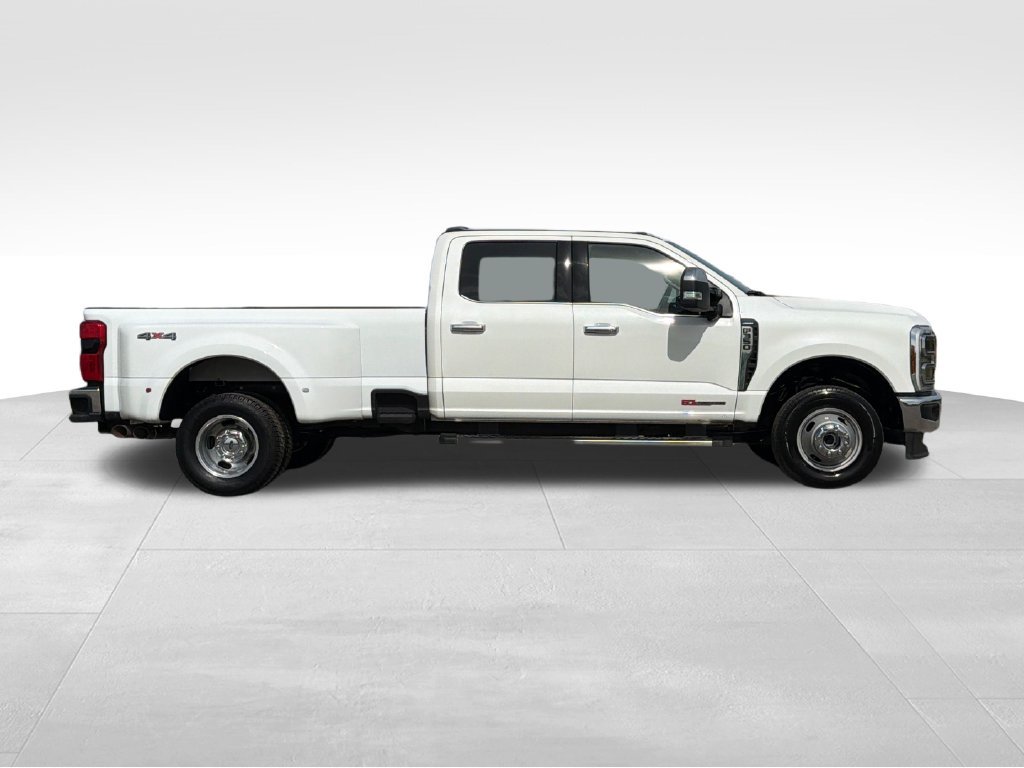 Used 2024 Ford F350 Lariat w/ Chrome Package AWD/4WD image 22
