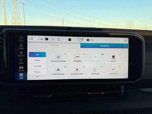 New 2025 Jeep Gladiator Sport image 30