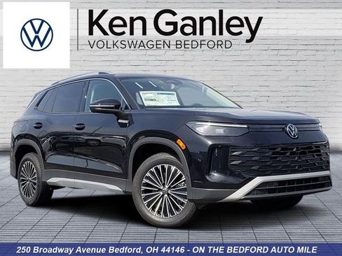 New 2026 Volkswagen Tiguan S image 1