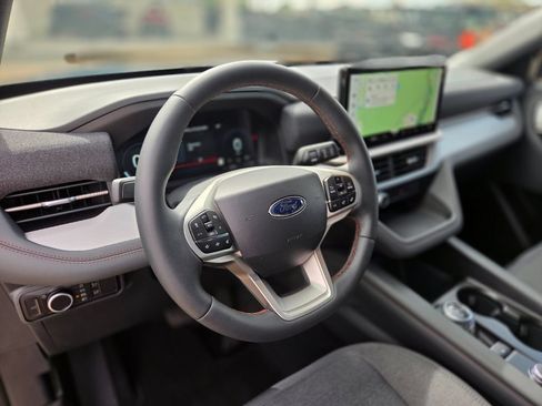 New 2027 Ford Explorer Active RWD image 17