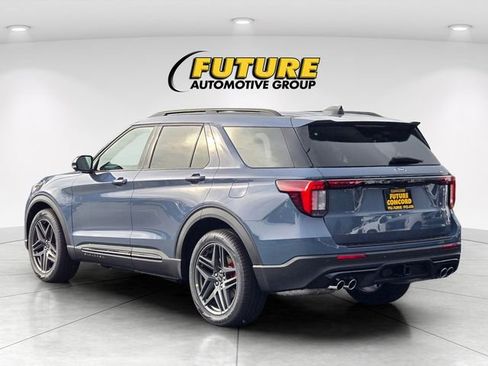 New 2026 Ford Explorer ST w/ Sun And Sound Package image 5